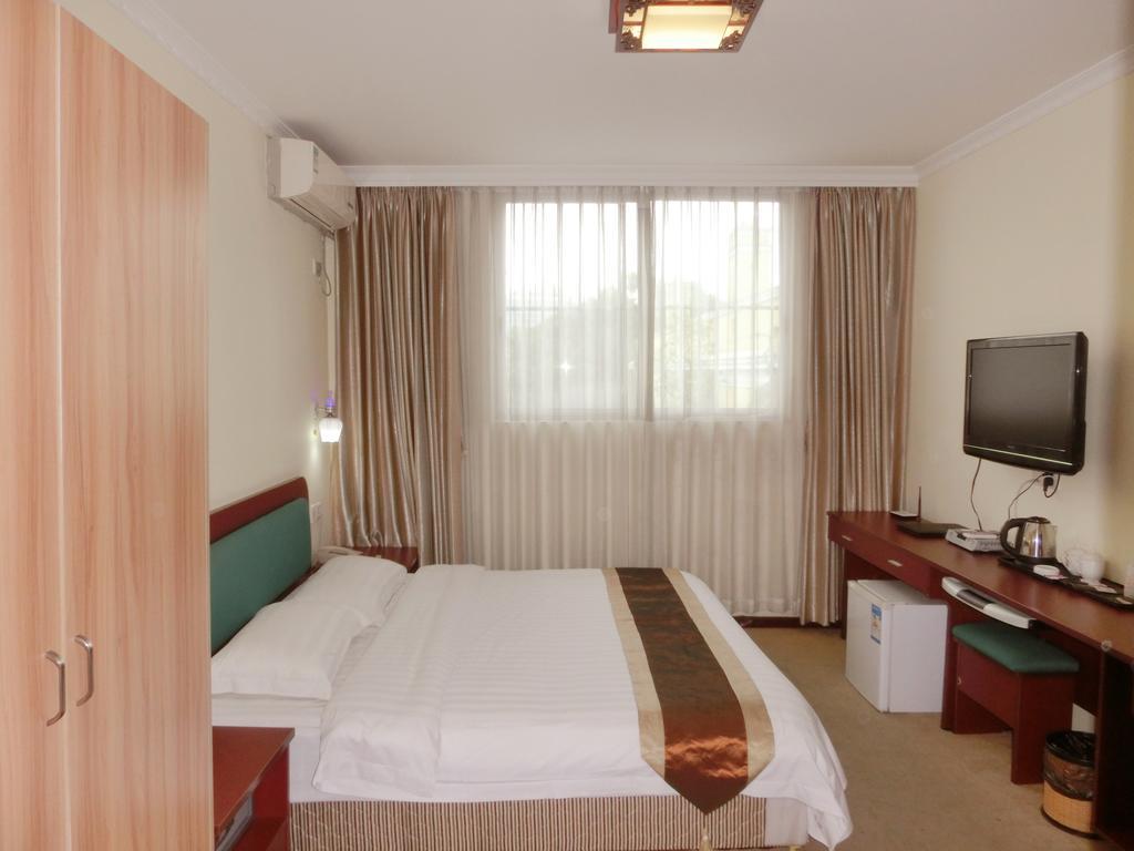 Guangdong Oversea Chinese Hotel Гуанчжоу Экстерьер фото